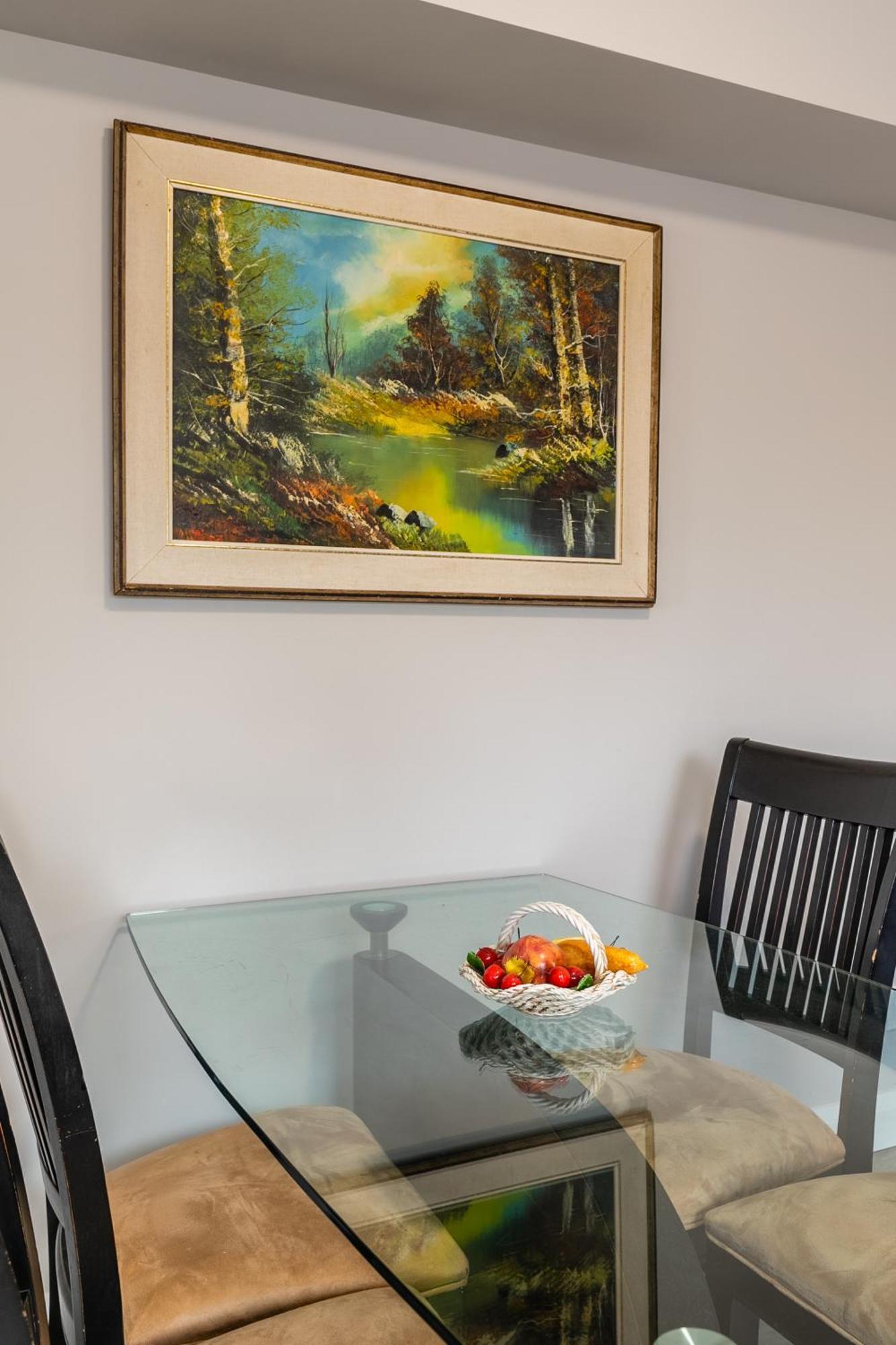 Beautiful Renovated Home 3 Mins Drive To Fall Niagara Falls Exterior photo